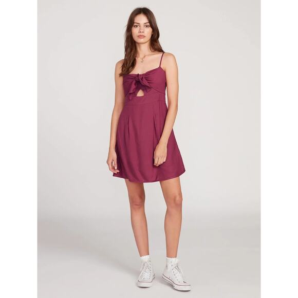 NWT Volcom No She Didn’t Dress Bow Front Cutout A-Line Mini Casual Plum Size S - Picture 1 of 9